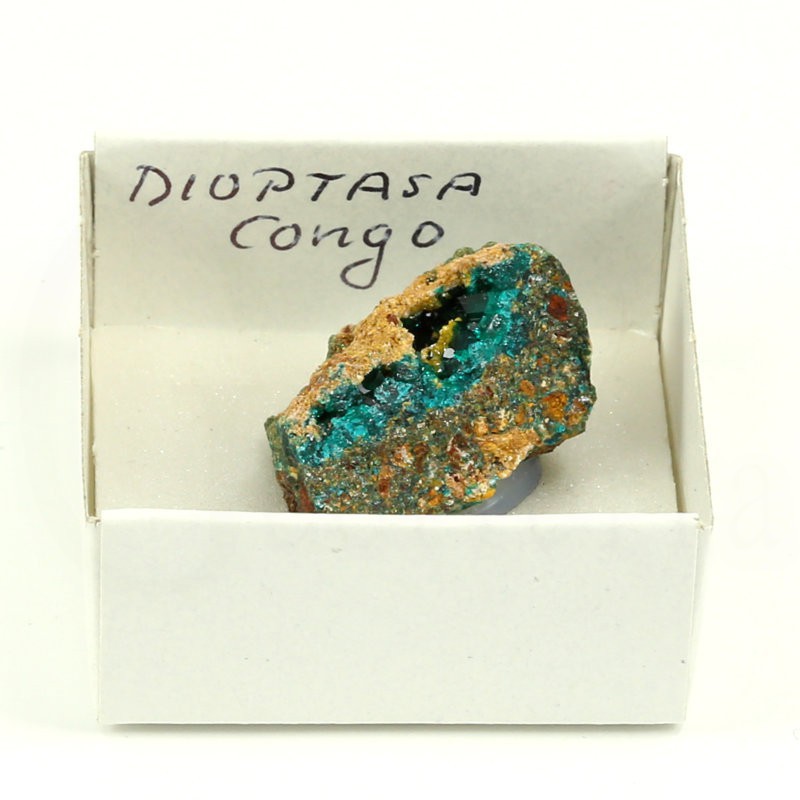 mineral dioptasa