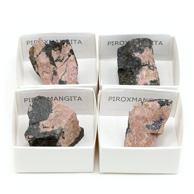 mineral piroxmangita